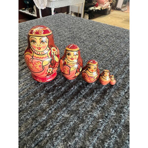 Vintage Matryoshka Nesting Dolls Red & Gold Hand Painted Artist Signed EUC